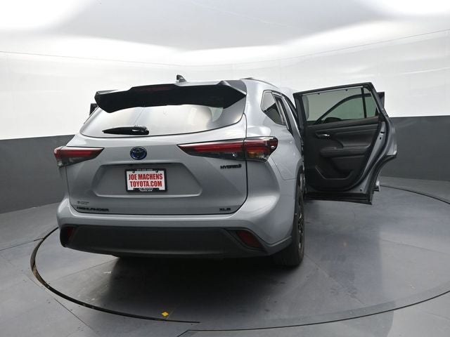 2024 Toyota Highlander Hybrid XLE