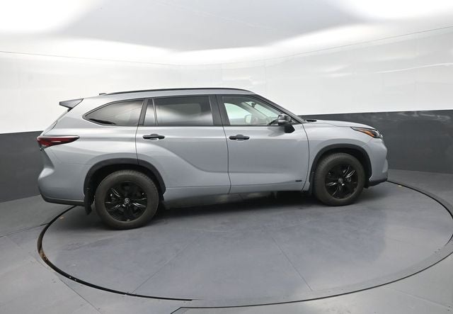 2024 Toyota Highlander Hybrid XLE