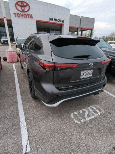2023 Toyota Highlander XSE
