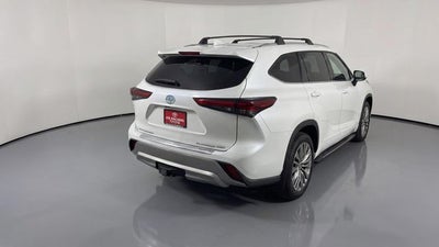 2026 Toyota Highlander Platinum