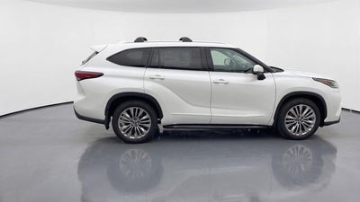 2026 Toyota Highlander Platinum