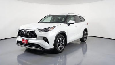 2026 Toyota Highlander Platinum