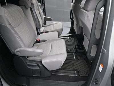 2025 Toyota Sienna LE 8 Passenger