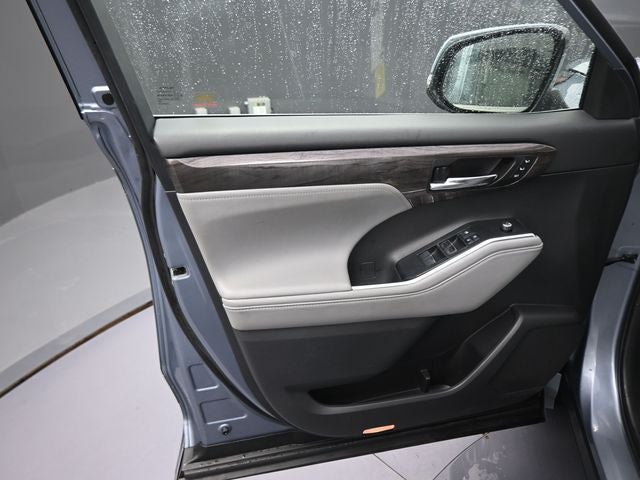 2020 Toyota Highlander Hybrid Limited