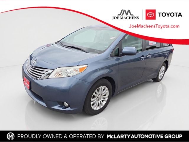 2015 Toyota Sienna XLE Premium 8 Passenger
