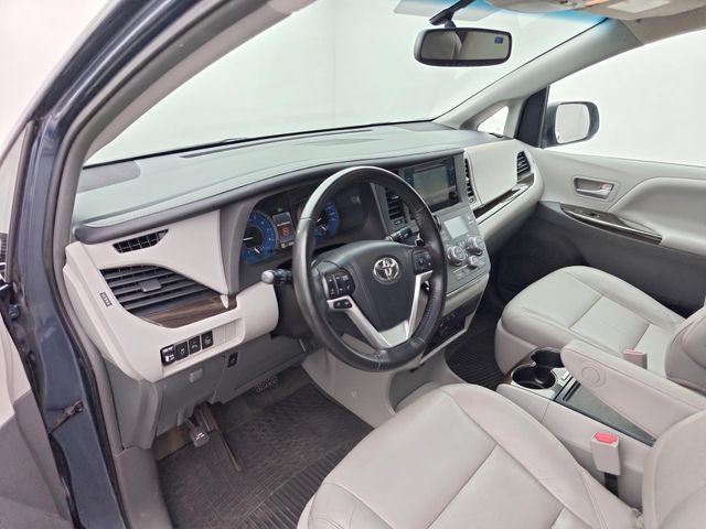 2015 Toyota Sienna XLE Premium 8 Passenger