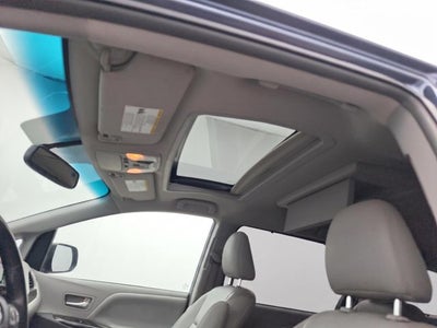 2015 Toyota Sienna XLE Premium 8 Passenger