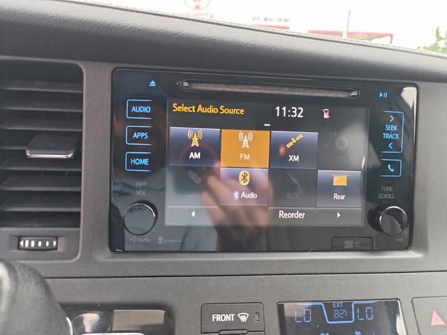 2015 Toyota Sienna XLE Premium 8 Passenger