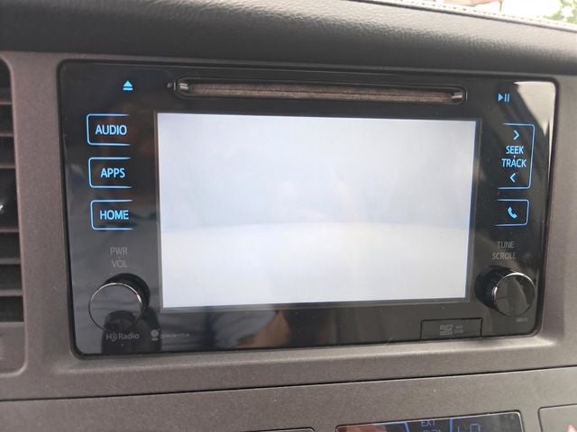 2015 Toyota Sienna XLE Premium 8 Passenger