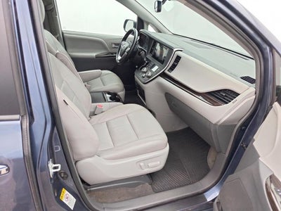 2015 Toyota Sienna XLE Premium 8 Passenger
