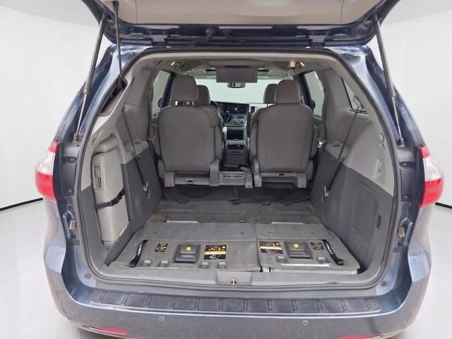 2015 Toyota Sienna XLE Premium 8 Passenger