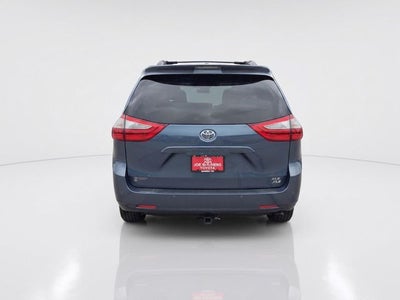 2015 Toyota Sienna XLE Premium 8 Passenger