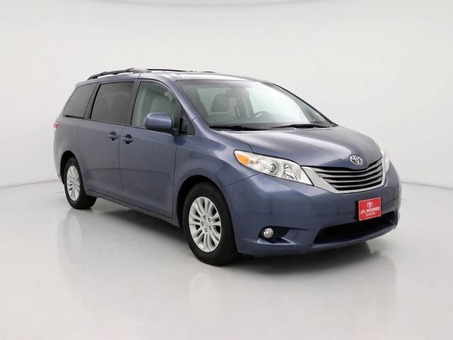 2015 Toyota Sienna XLE Premium 8 Passenger