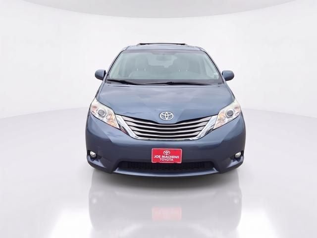 2015 Toyota Sienna XLE Premium 8 Passenger