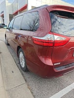 2016 Toyota Sienna XLE 7 Passenger