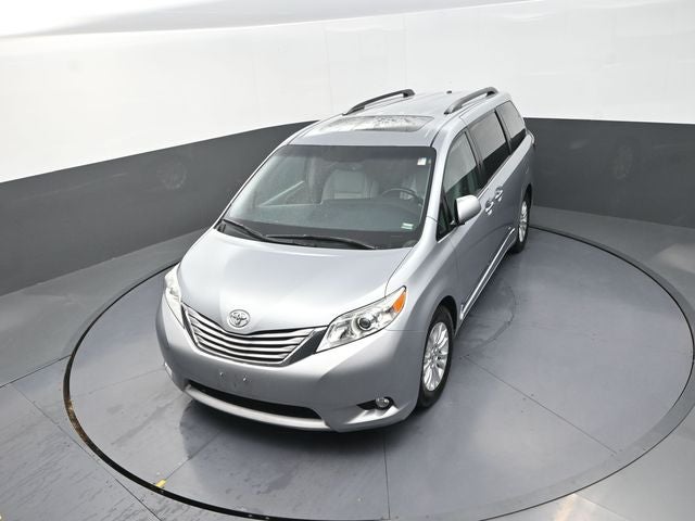2015 Toyota Sienna XLE 7 Passenger