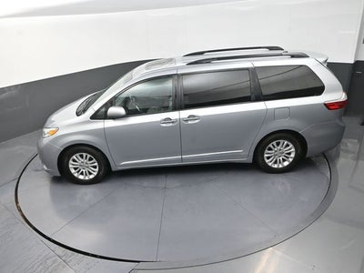 2015 Toyota Sienna XLE 7 Passenger