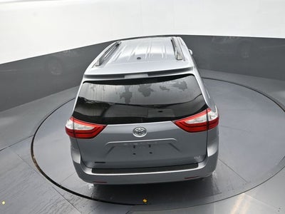 2015 Toyota Sienna XLE 7 Passenger