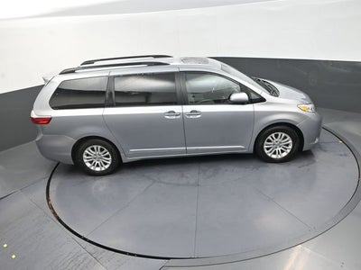 2015 Toyota Sienna XLE 7 Passenger