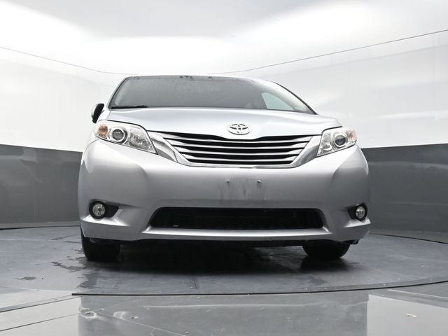 2015 Toyota Sienna XLE 7 Passenger