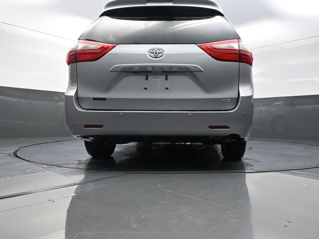 2015 Toyota Sienna XLE 7 Passenger