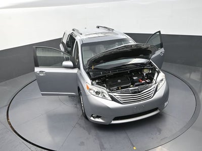 2015 Toyota Sienna XLE 7 Passenger