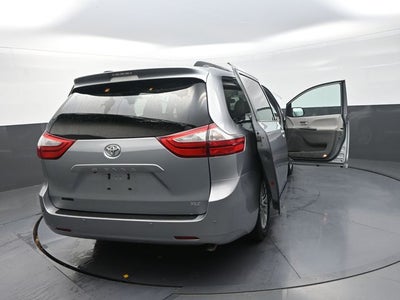 2015 Toyota Sienna XLE 7 Passenger