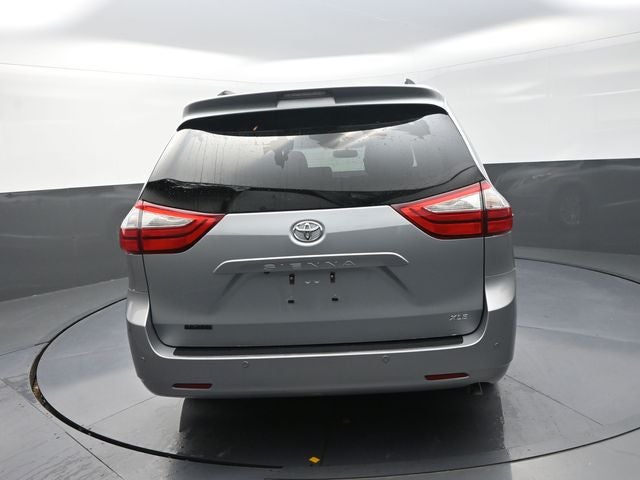 2015 Toyota Sienna XLE 7 Passenger