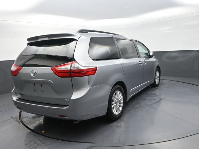 2015 Toyota Sienna XLE 7 Passenger