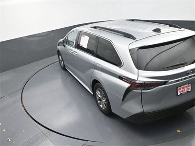 2024 Toyota Sienna XLE