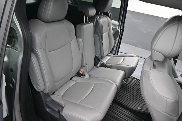 2025 Toyota Sienna XLE 8 Passenger