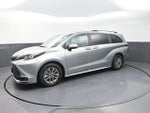 2025 Toyota Sienna XLE 8 Passenger