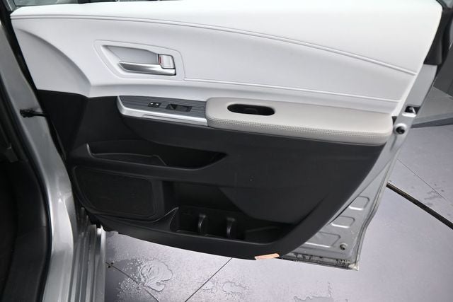 2025 Toyota Sienna XLE 8 Passenger