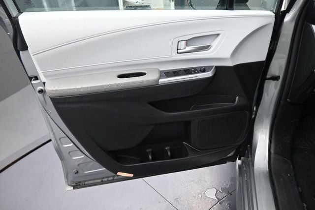 2025 Toyota Sienna XLE 8 Passenger