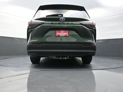 2024 Toyota Sienna XLE