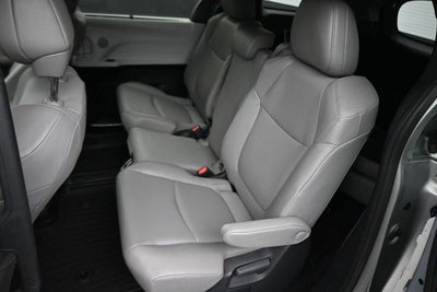 2025 Toyota Sienna XLE 8 Passenger