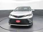 2025 Toyota Sienna XLE 8 Passenger