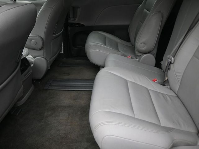 2018 Toyota Sienna XLE 8 Passenger