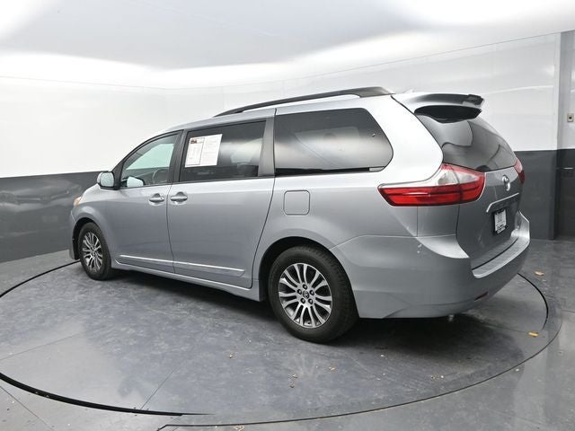 2018 Toyota Sienna XLE 8 Passenger