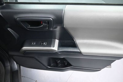 2018 Toyota Tacoma SR5 V6