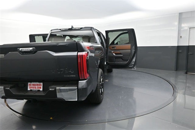 2025 Toyota Tundra Hybrid 1794 Edition