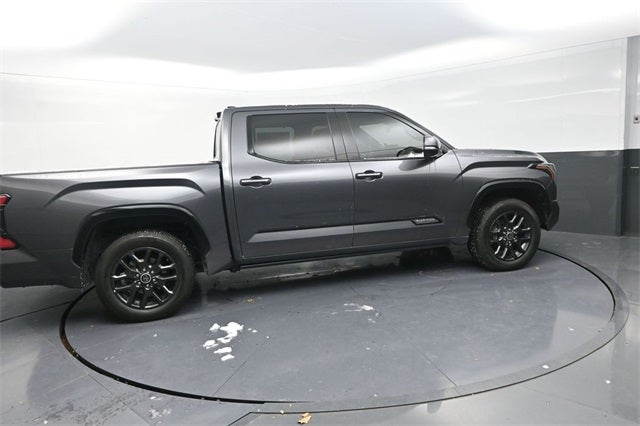 2022 Toyota Tundra Platinum