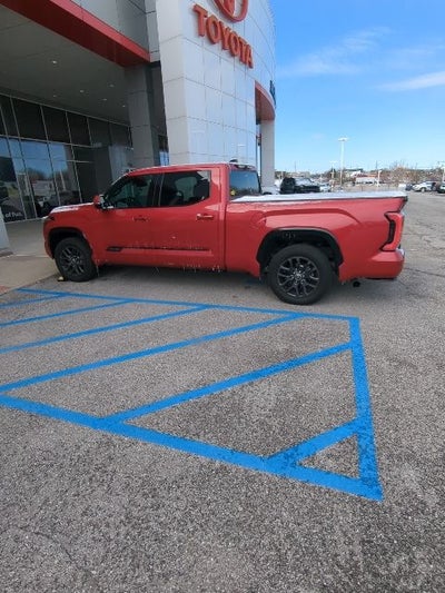 2022 Toyota Tundra Platinum