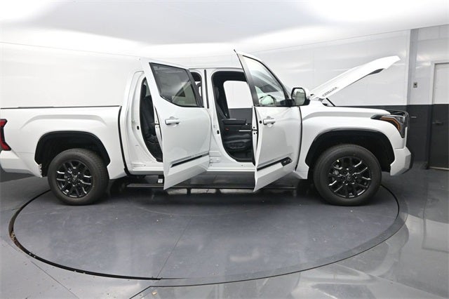 2026 Toyota Tundra Hybrid Platinum
