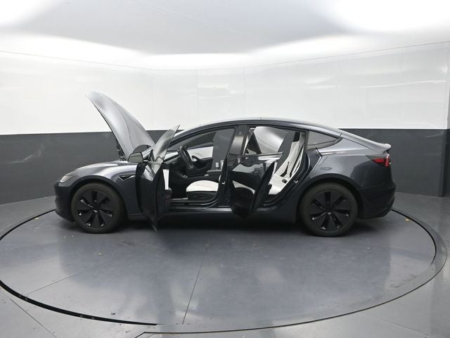 2025 Tesla Model 3 Long Range