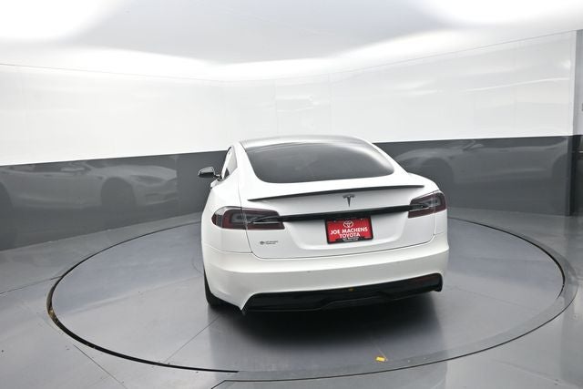 2022 Tesla Model S Base