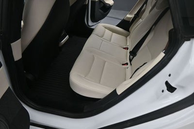 2022 Tesla Model S Base