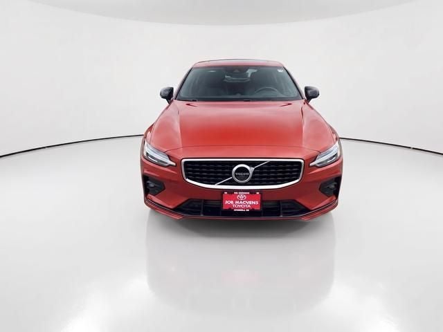 2019 Volvo S60 T6 R-Design