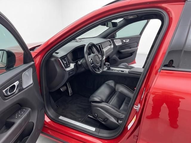 2019 Volvo S60 T6 R-Design