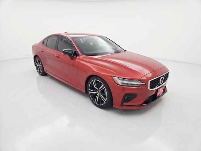 2019 Volvo S60 T6 R-Design